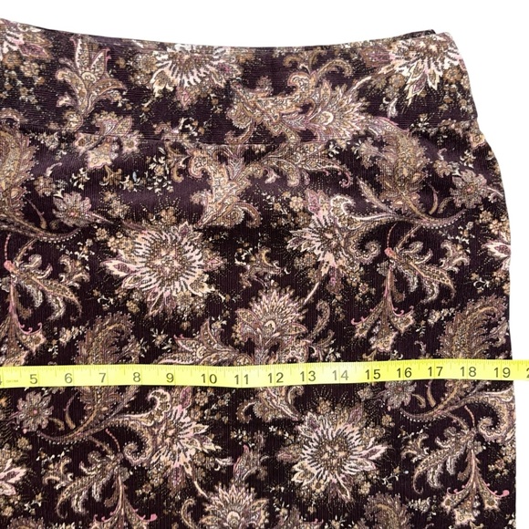 Ann Taylor Paisley Pencil Skirt - Black and Cream - Picture 5 of 6